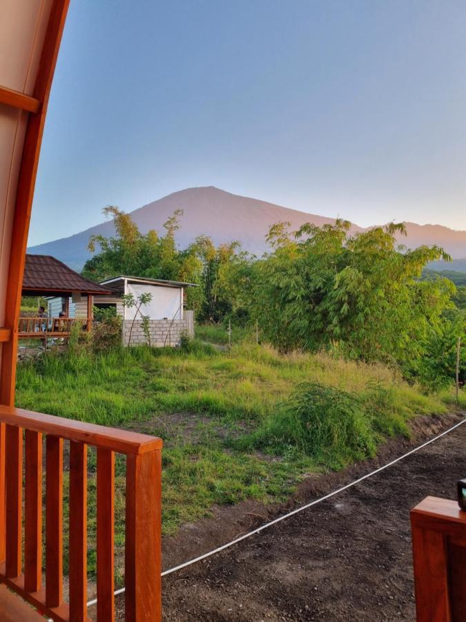 Family Rinjani Bungalow Sajang Eksteriør bilde