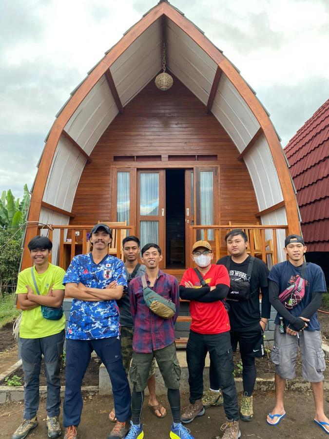 Family Rinjani Bungalow Sajang Eksteriør bilde